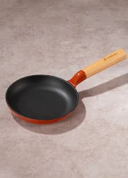 C/C 20CM NON STICK FRYPAN METALLIC RED FINISH