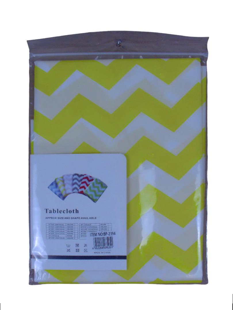 PLASTIC TABLE COLTH 137*183CM